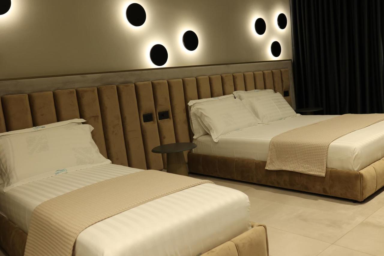Comfort Suites Golem  Kültér fotó