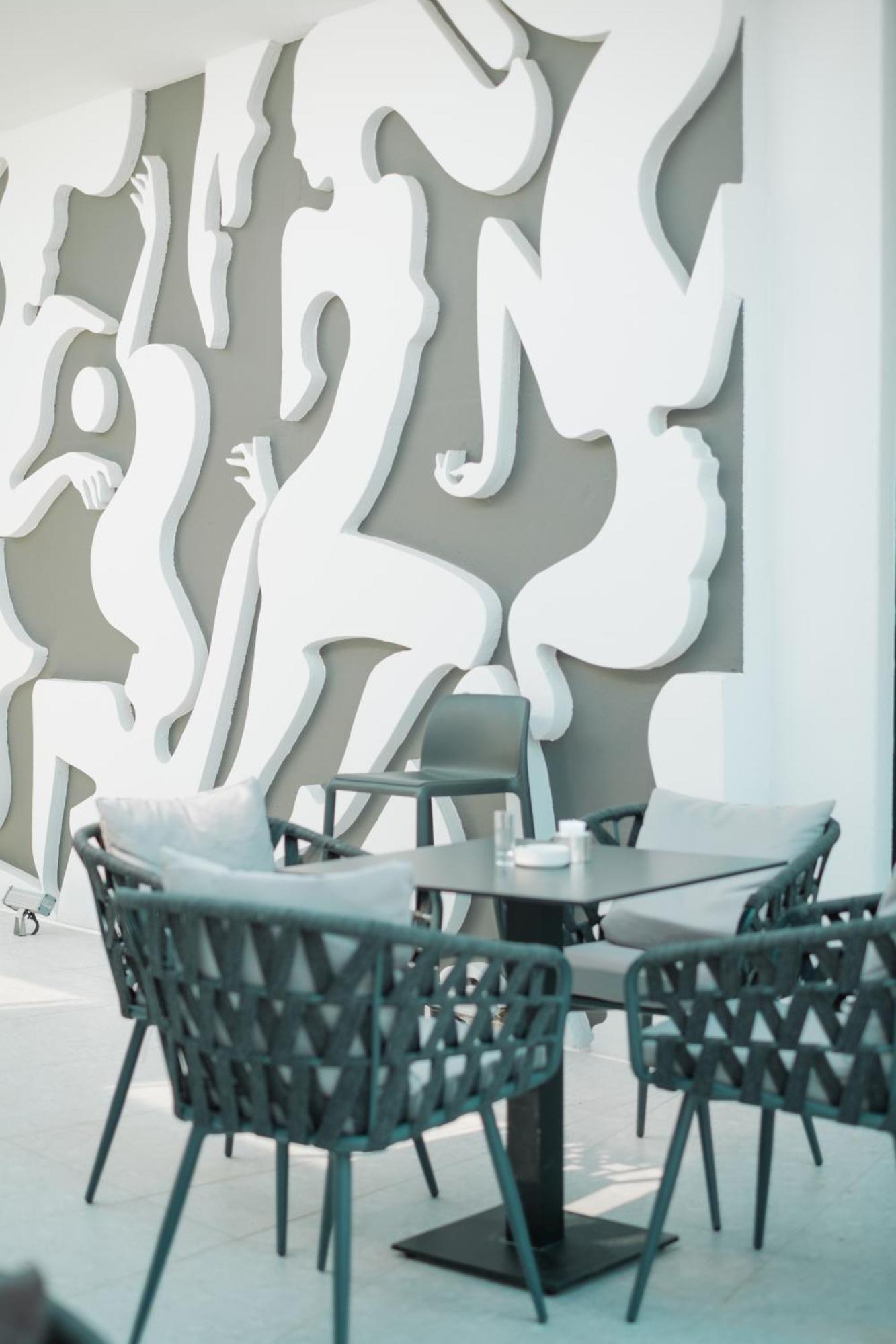 Comfort Suites Golem  Kültér fotó