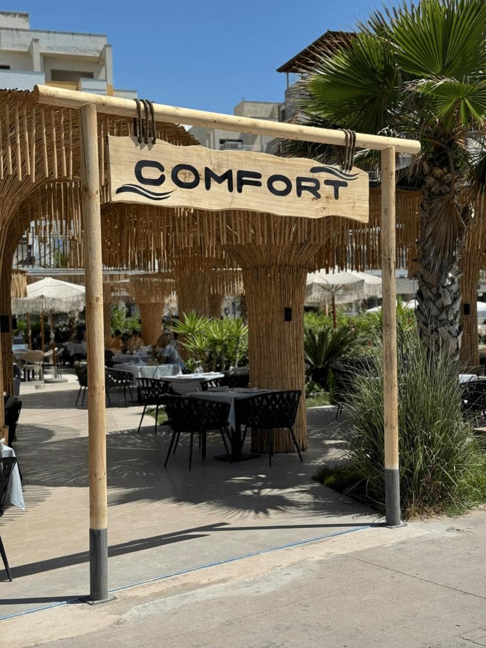 Comfort Suites Golem  Kültér fotó