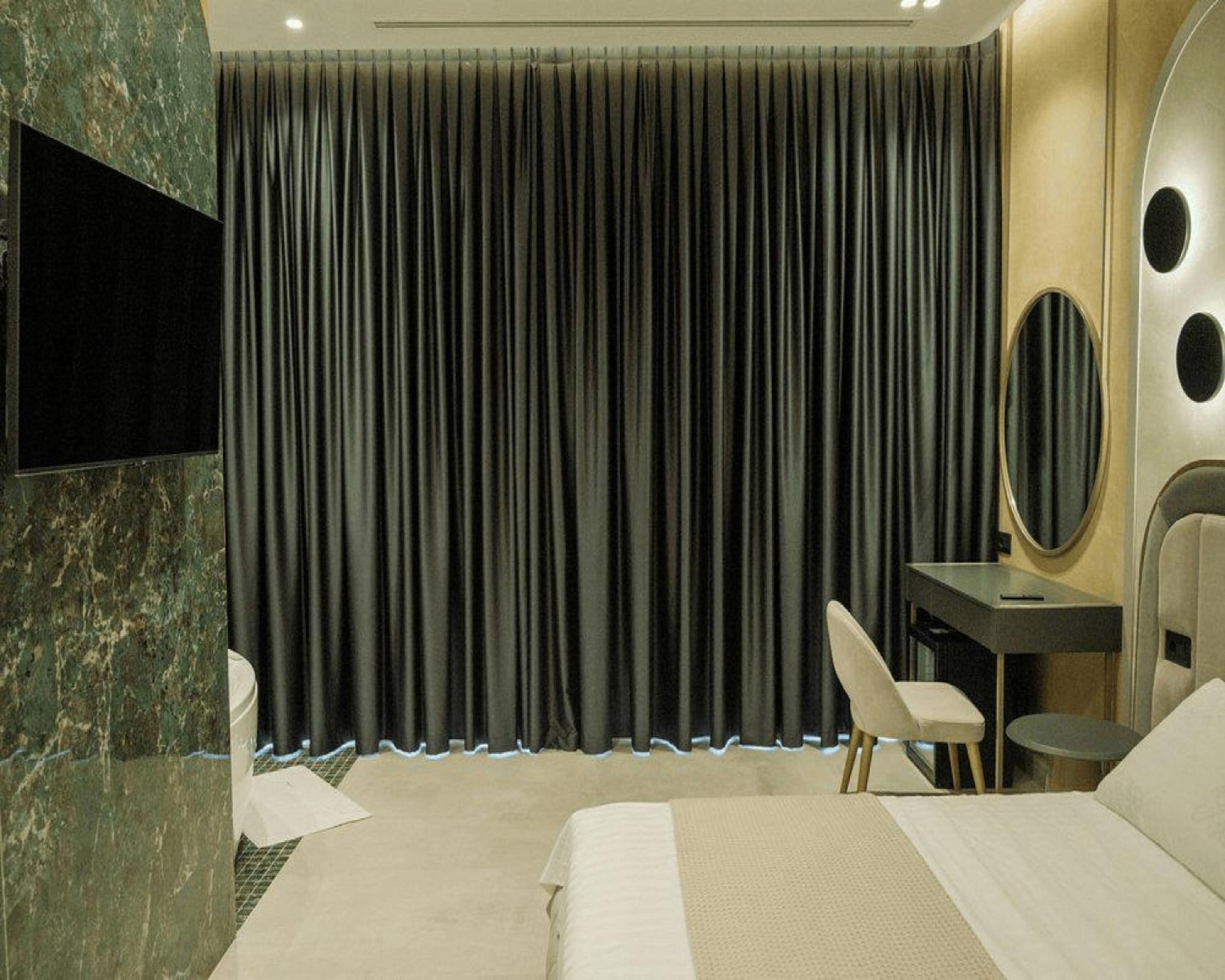Comfort Suites Golem  Kültér fotó