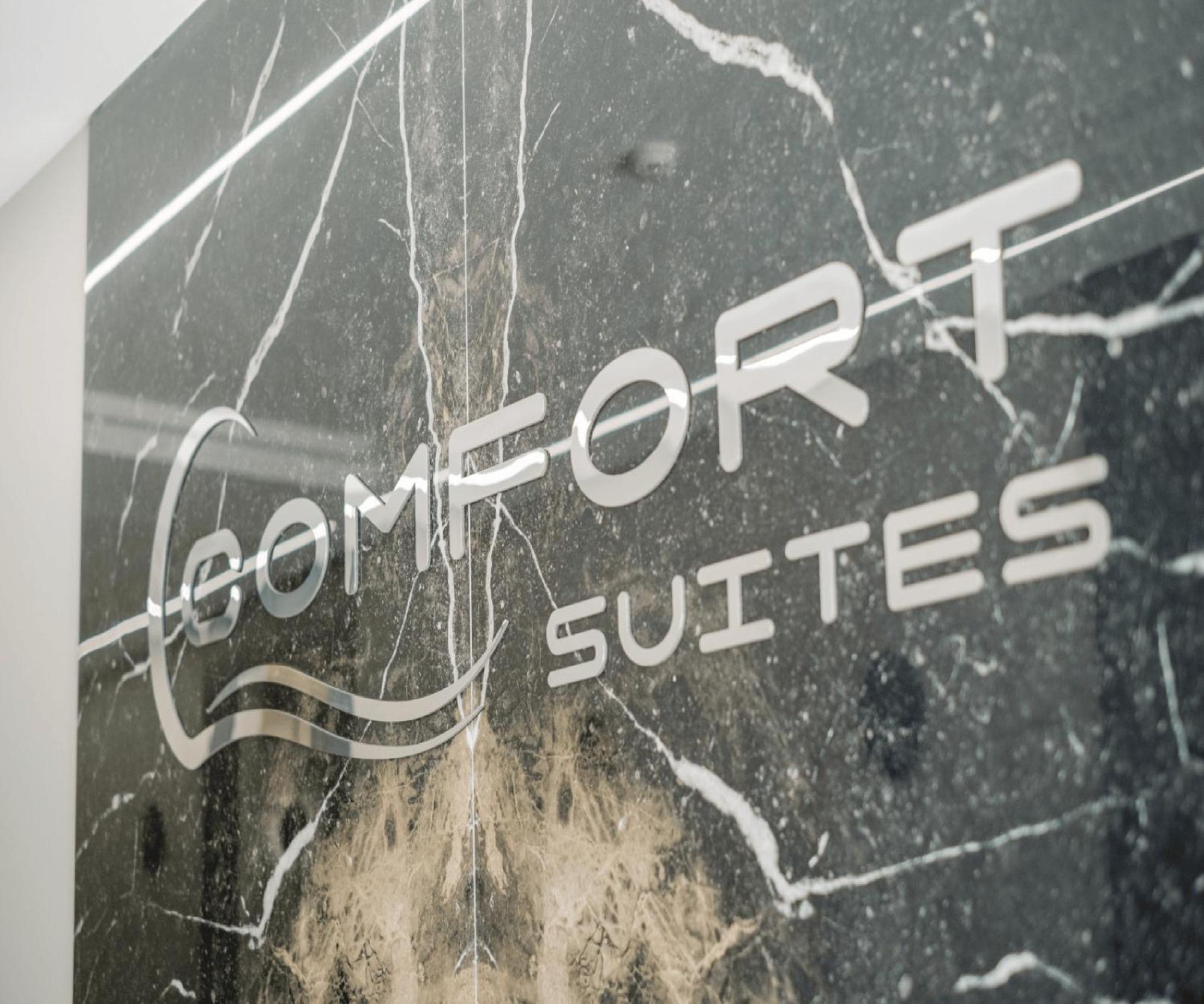 Comfort Suites Golem  Kültér fotó